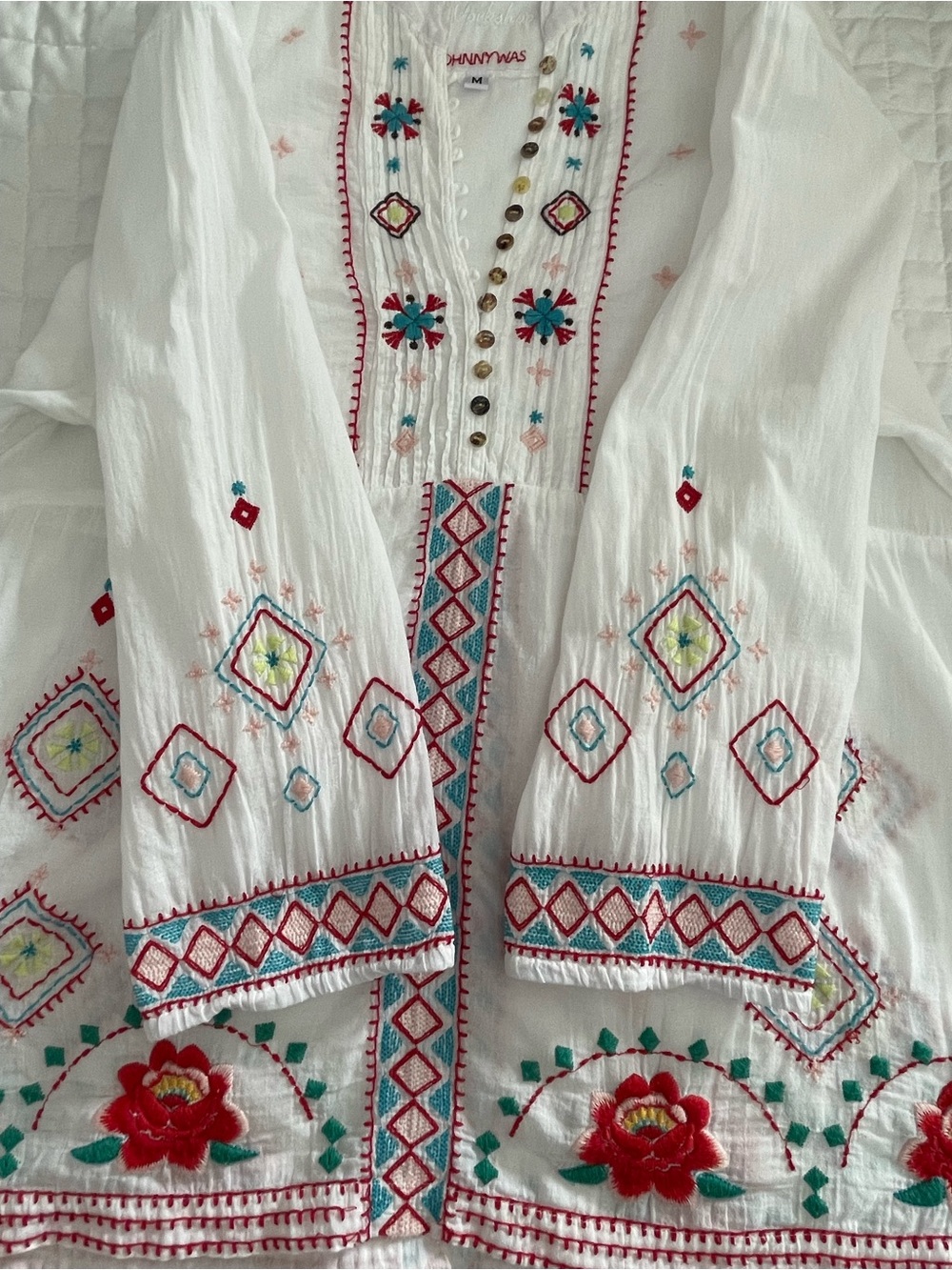 Johnny Was Workshop White Embroidered Boho Tunic Top Floral 3/4 Sleeve Size M - Picture 7 of 9